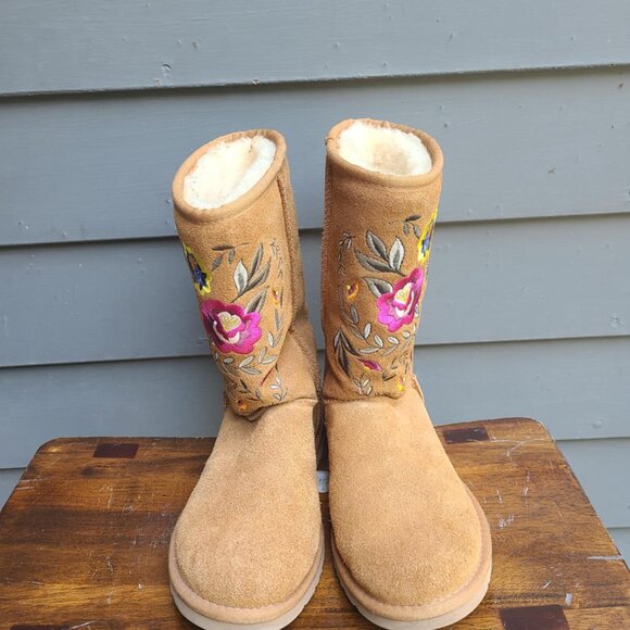 UGG Juliette Floral Embroidered Brown Suede Tall Boot size 6 - Picture 12 of 13